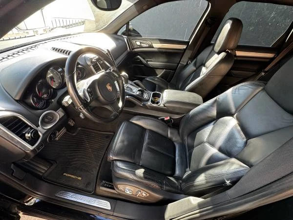 2011 Porsche 958 Cayenne S - Image 9 of 21