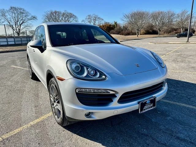 2011 Porsche 958 Cayenne S - Image 6 of 12