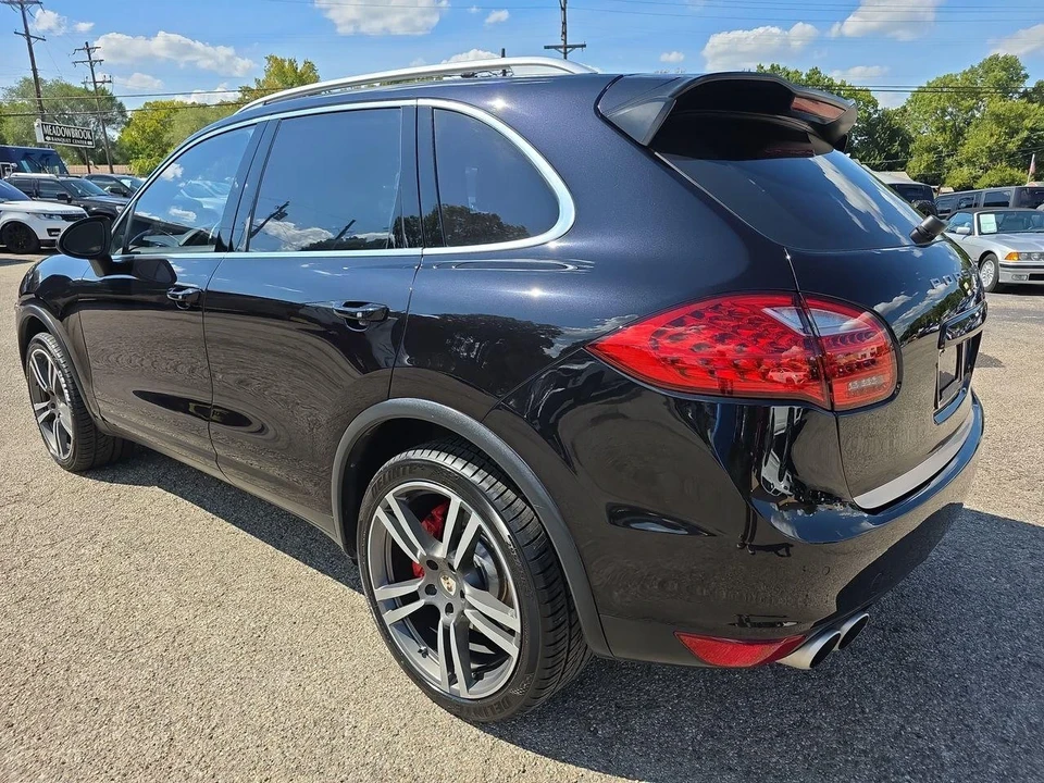 2011 Porsche 958 Cayenne Turbo - Image 20 of 21