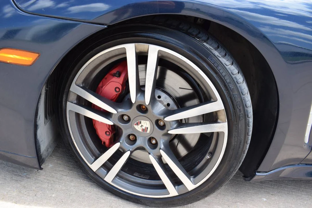 2011 Porsche Panamera - Image 22 of 24