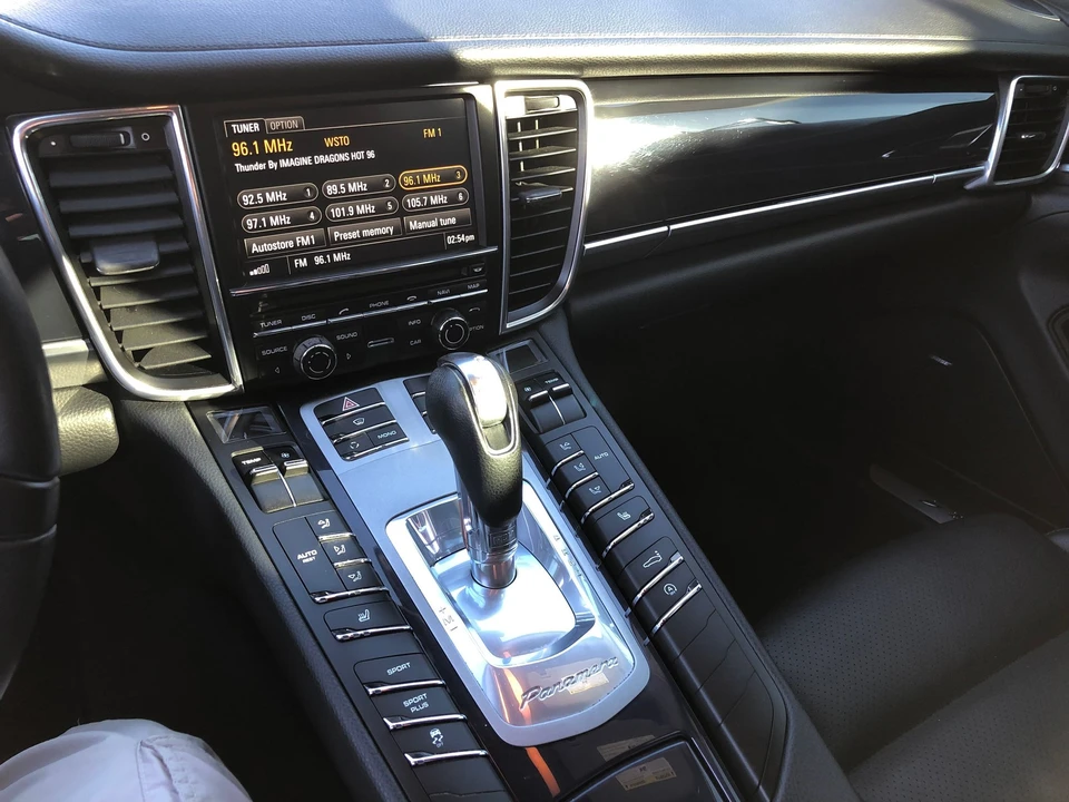 2011 Porsche 970 Panamera - Image 9 of 13