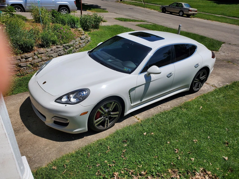 Porsche 970 Panamera Turbo - Image 4 of 10