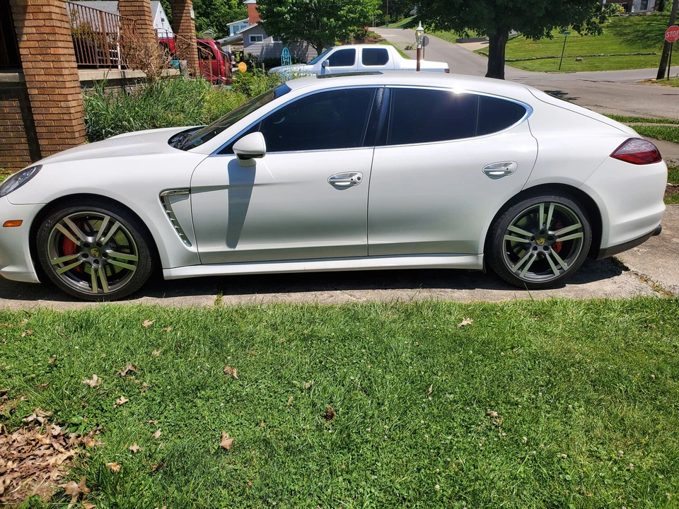 Porsche 970 Panamera Turbo - Image 5 of 10