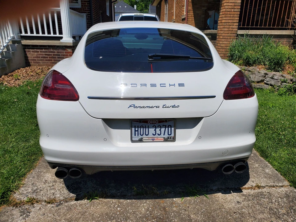 Porsche 970 Panamera Turbo - Image 3 of 10