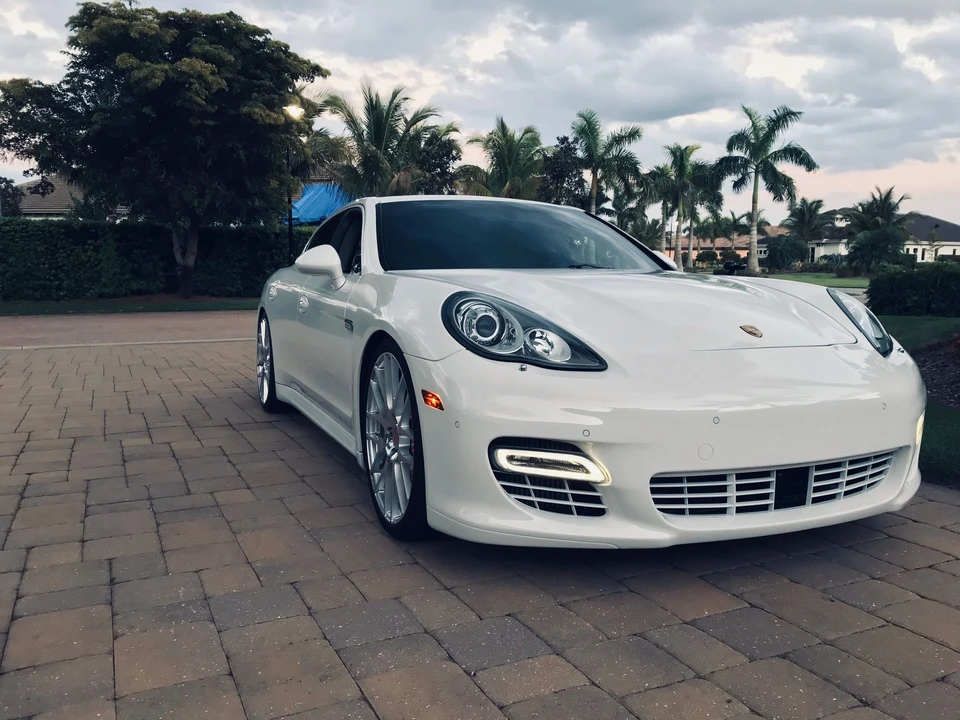 2011 Porsche 970 Panamera Turbo - Image 9 of 11