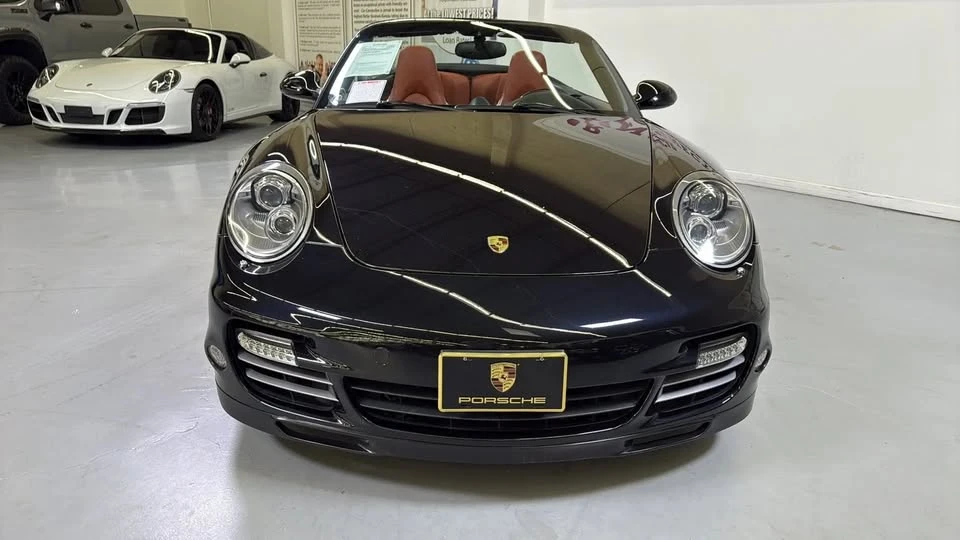 2011 Porsche 911 - Image 3 of 20