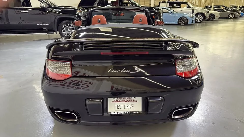 2011 Porsche 911 - Image 7 of 20