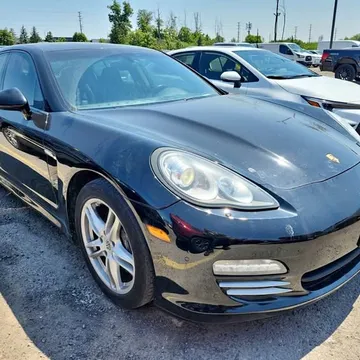 2011 Porsche Panamera 4dr HB