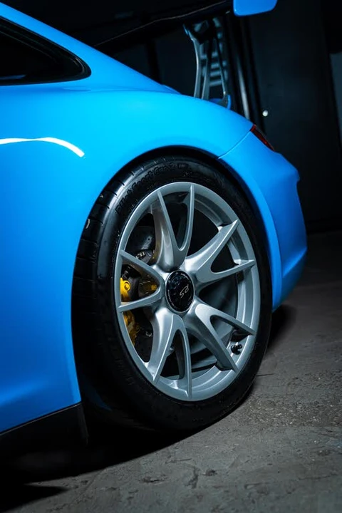 2011 Porsche 997 Carrera - Image 30 of 31