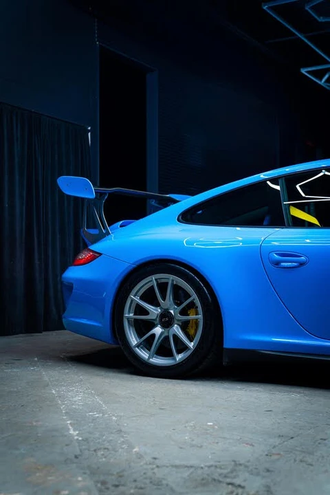 2011 Porsche 997 Carrera - Image 28 of 31