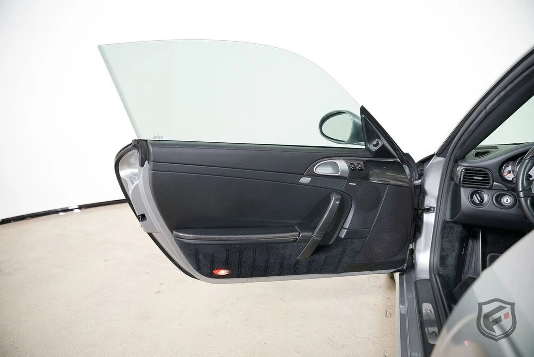 2011 Porsche 997 Carrera - Image 13 of 21
