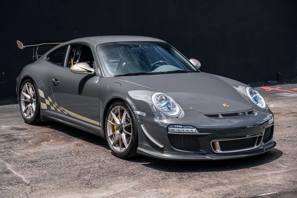 2011 Porsche 911 - Image 25 of 31