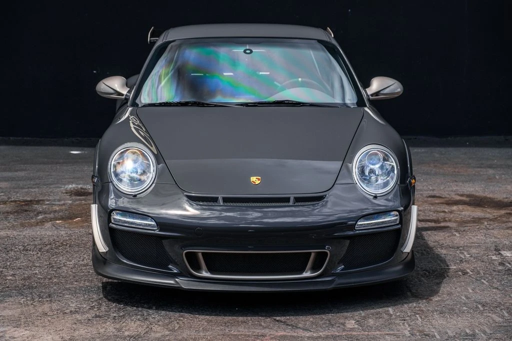 2011 Porsche 911 - Image 26 of 31