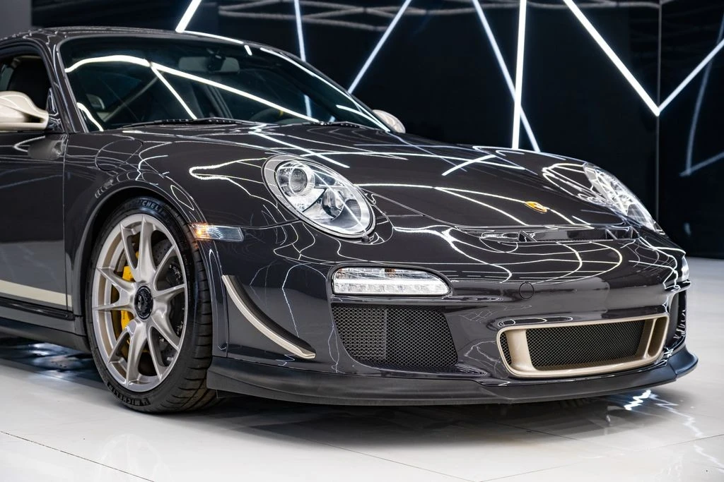 2011 Porsche 911 - Image 5 of 31