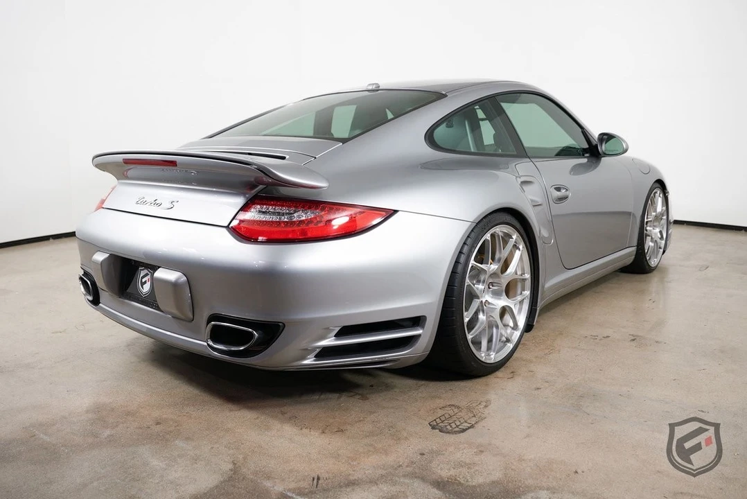 2011 Porsche 997 Carrera - Image 9 of 21