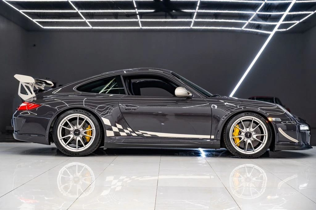 2011 Porsche 911 - Image 6 of 31