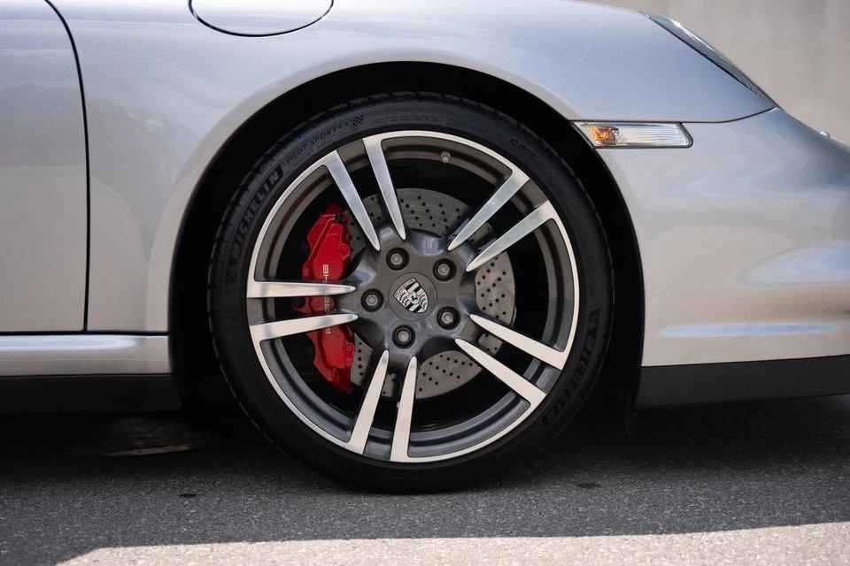 2011 Porsche 997 Turbo - Image 10 of 18