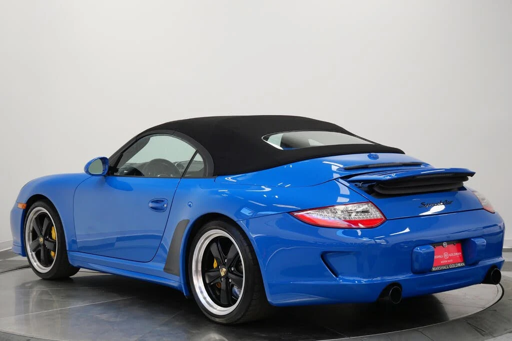 2011 Porsche 911 - Image 7 of 31
