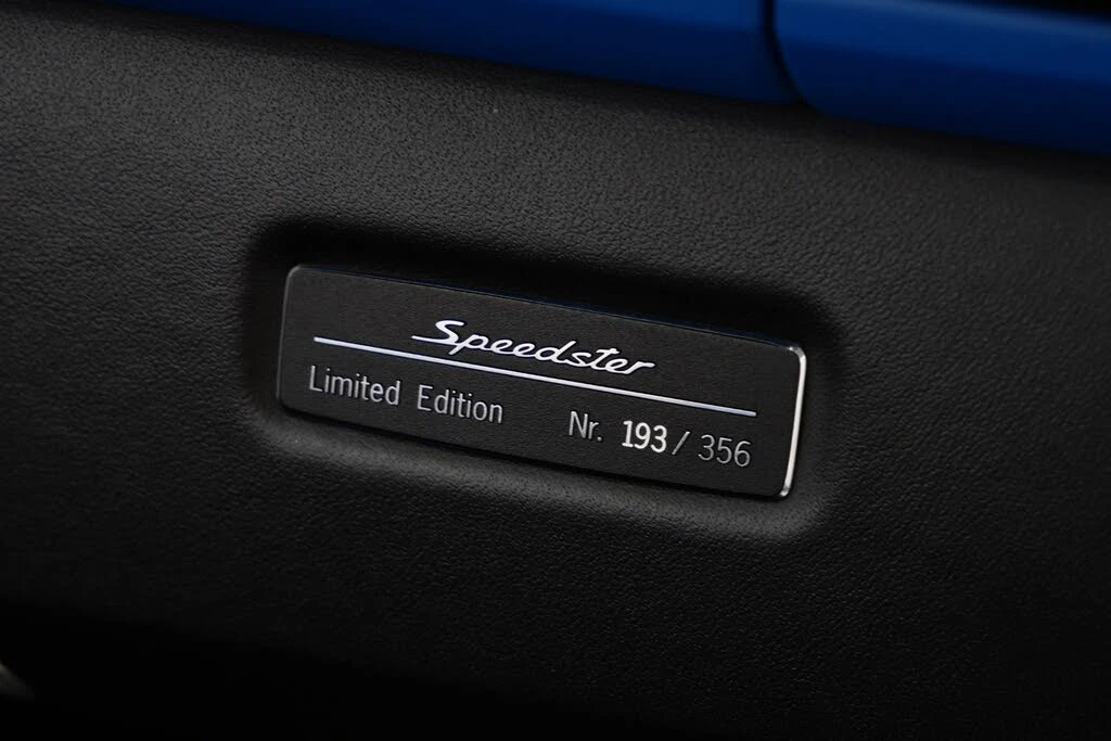 2011 Porsche 911 - Image 16 of 31