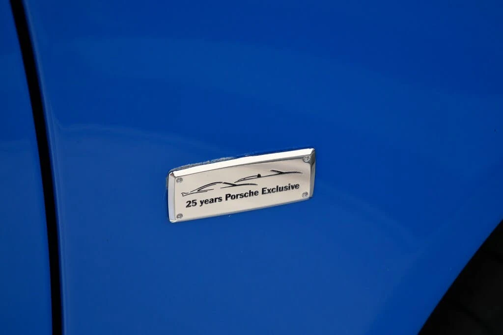 2011 Porsche 911 - Image 24 of 31