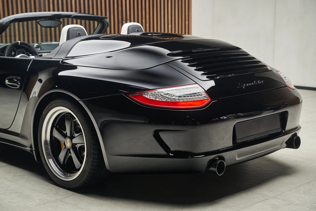 2011 Porsche 997 Carrera - Image 14 of 31