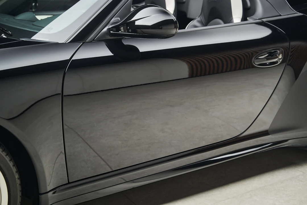 2011 Porsche 997 Carrera - Image 26 of 31