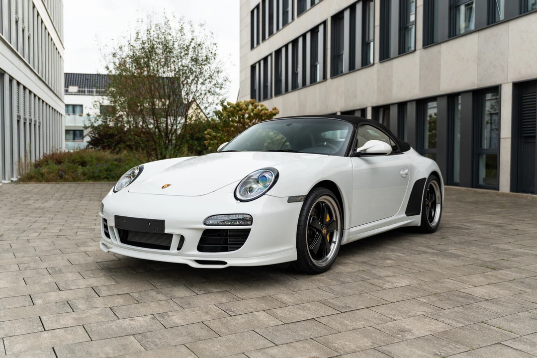2011 Porsche 997 Speedster - Image 9 of 31