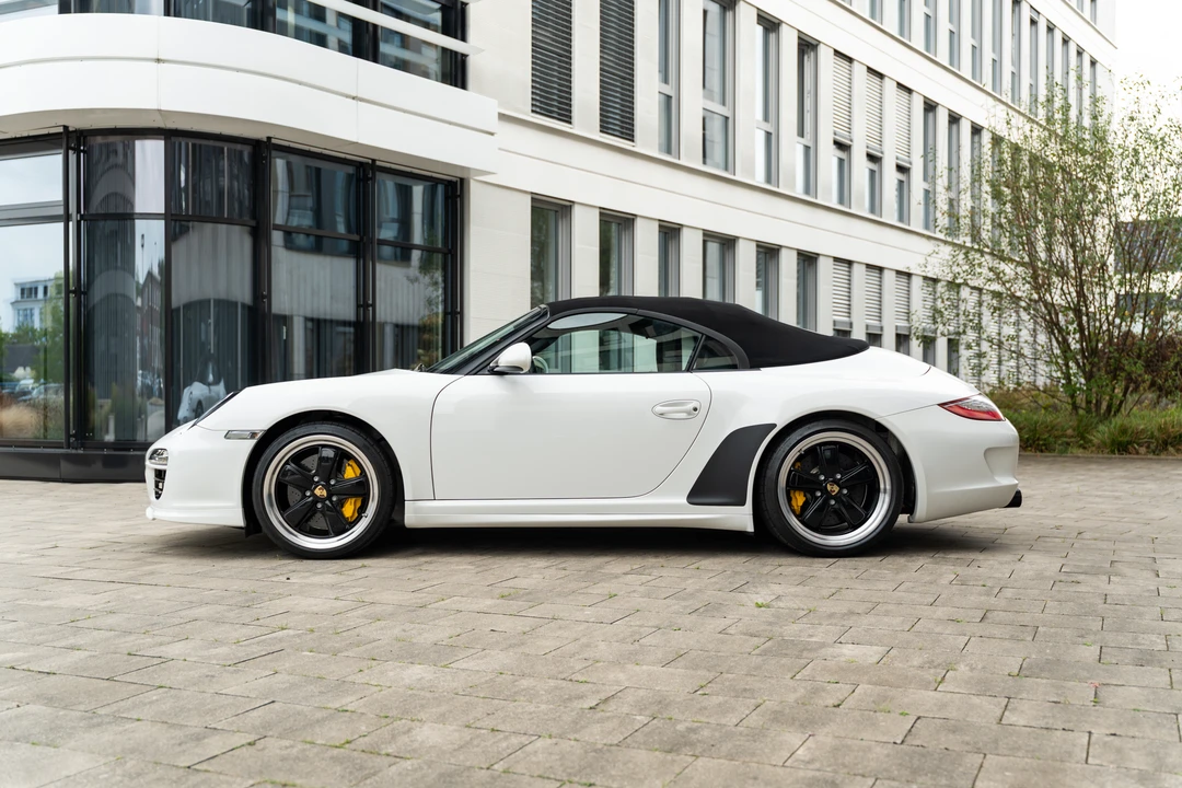 2011 Porsche 997 Speedster - Image 8 of 31