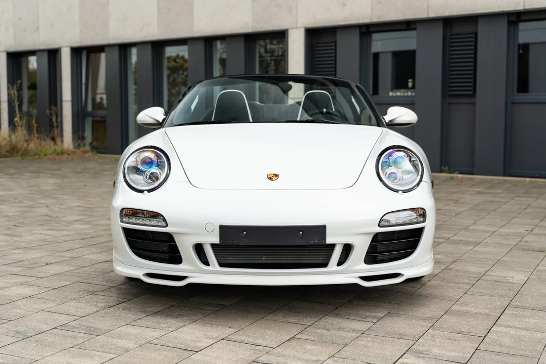 2011 Porsche 997 Speedster - Image 18 of 31