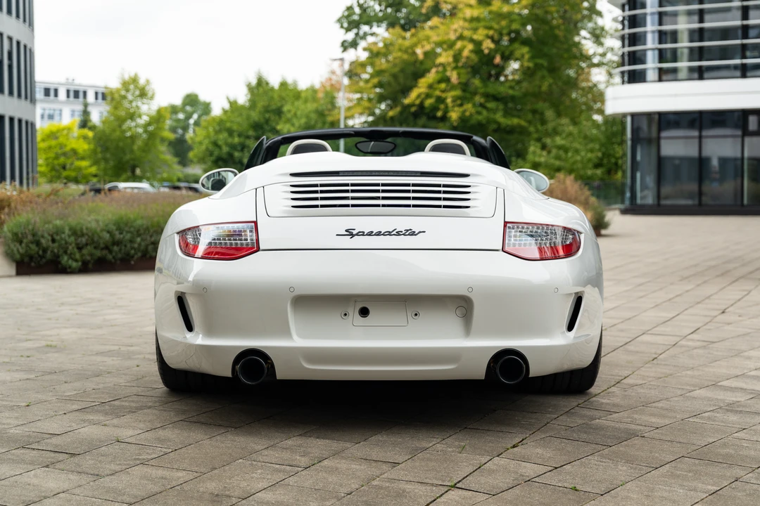 2011 Porsche 997 Speedster - Image 6 of 31