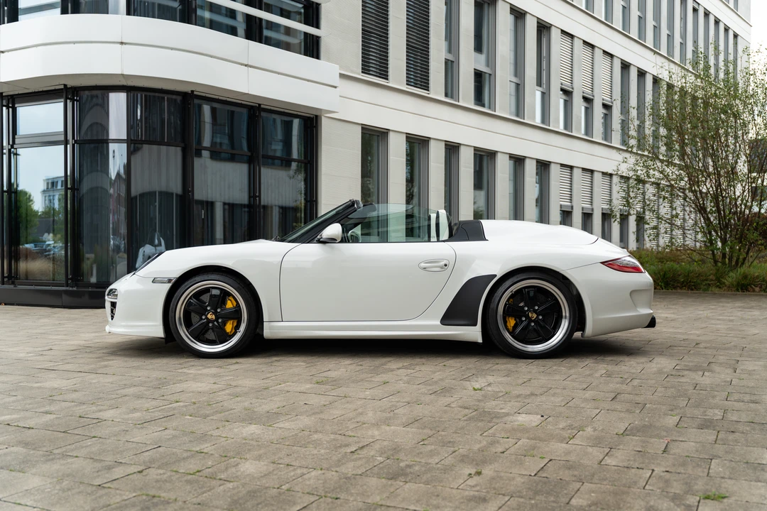 2011 Porsche 997 Speedster - Image 22 of 31