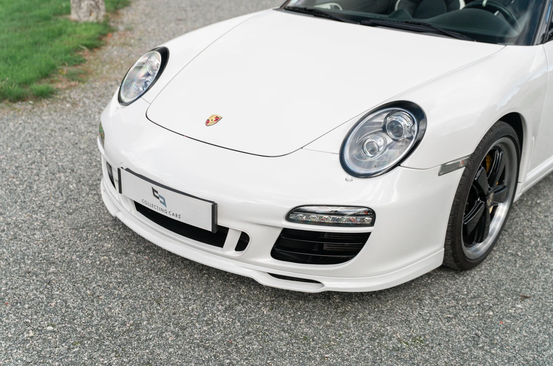 2011 Porsche 997 Speedster - Image 16 of 31