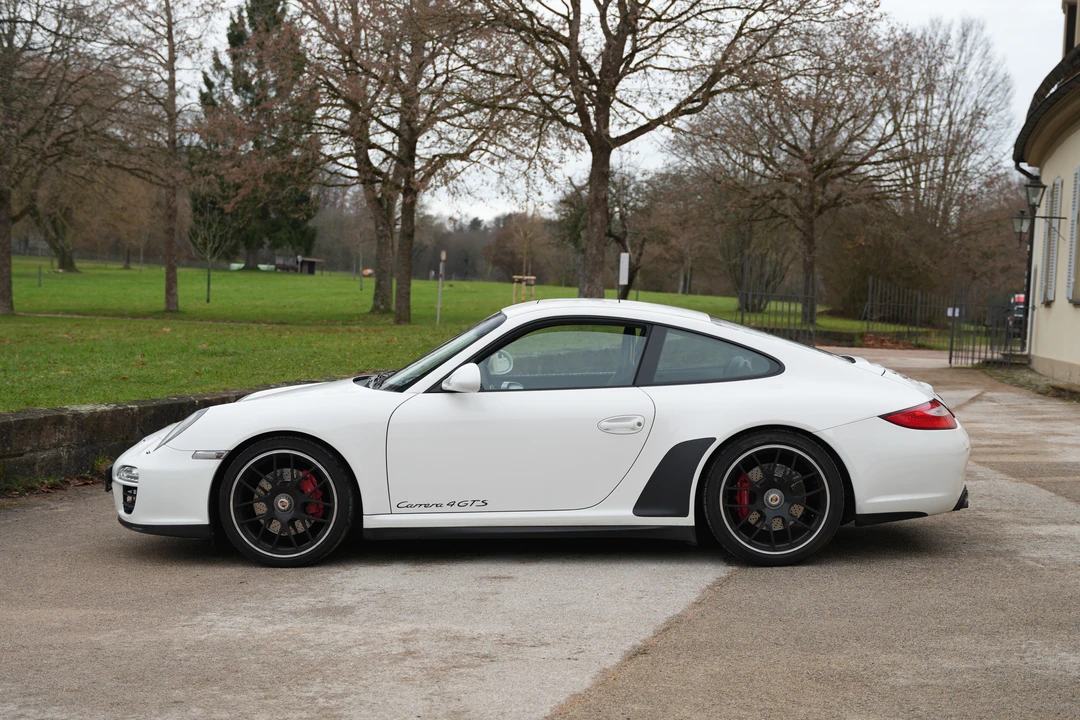2011 Porsche 997 Carrera GTS - Image 4 of 31