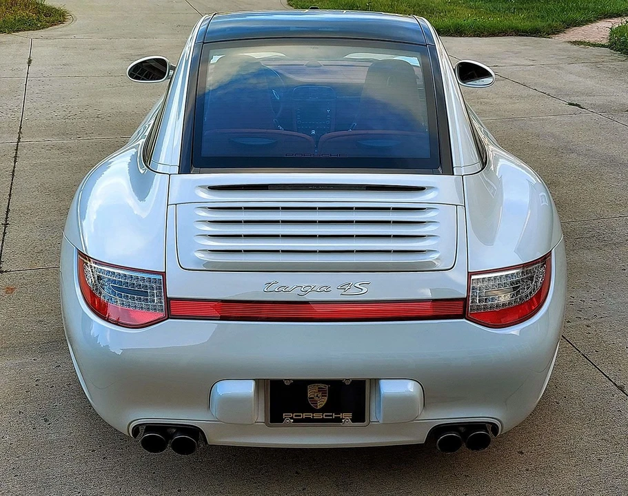 2011 Porsche 997 Targa - Image 10 of 31