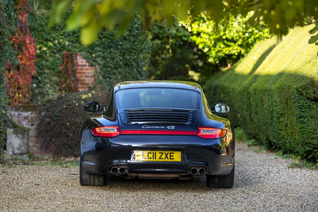 2011 Porsche 997 Carrera 4S - Image 10 of 31
