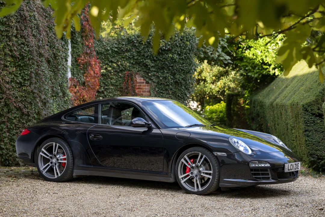 2011 Porsche 997 Carrera 4S - Image 4 of 31