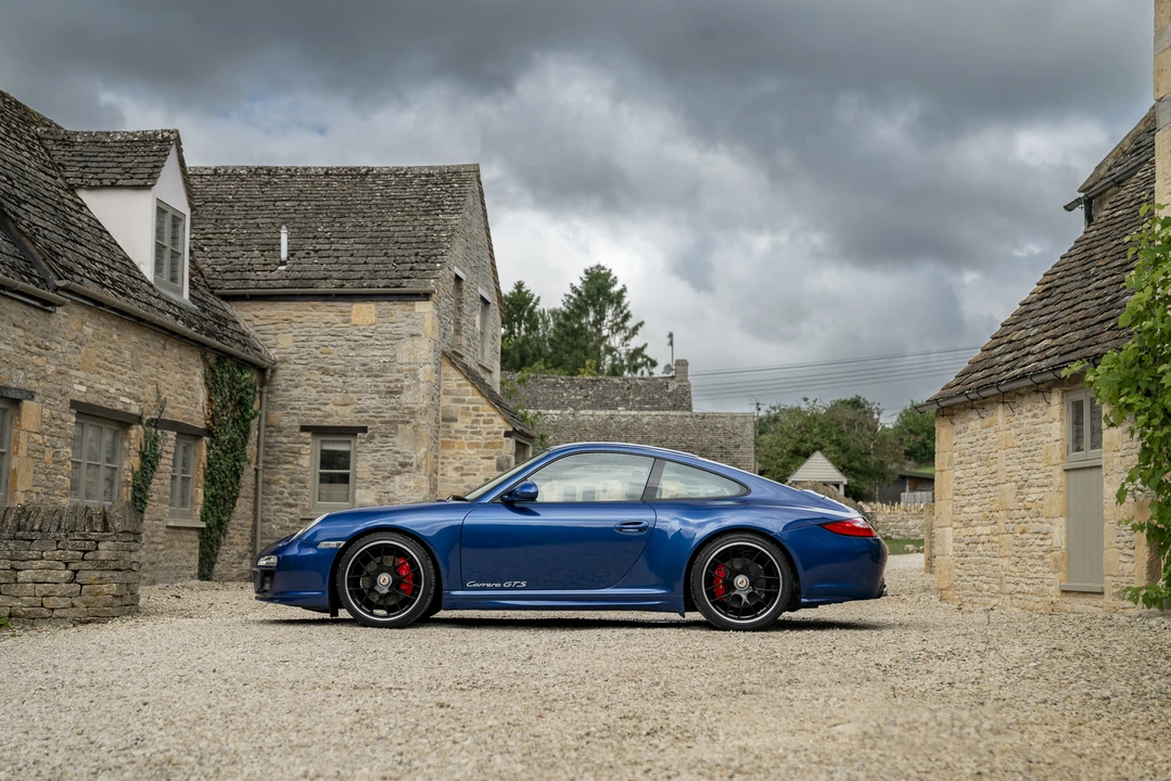 2011 Porsche 997 Carrera GTS - Image 4 of 31