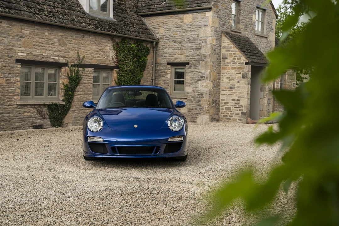 2011 Porsche 997 Carrera GTS - Image 10 of 31