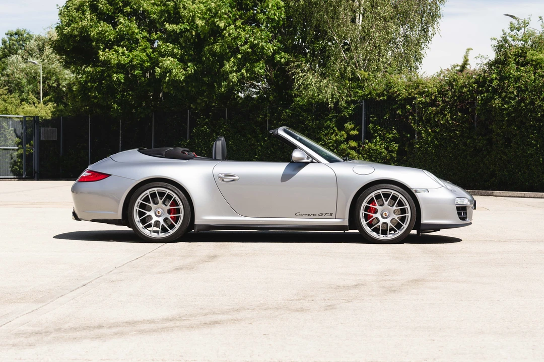 2011 Porsche 997 Carrera GTS - Image 4 of 31