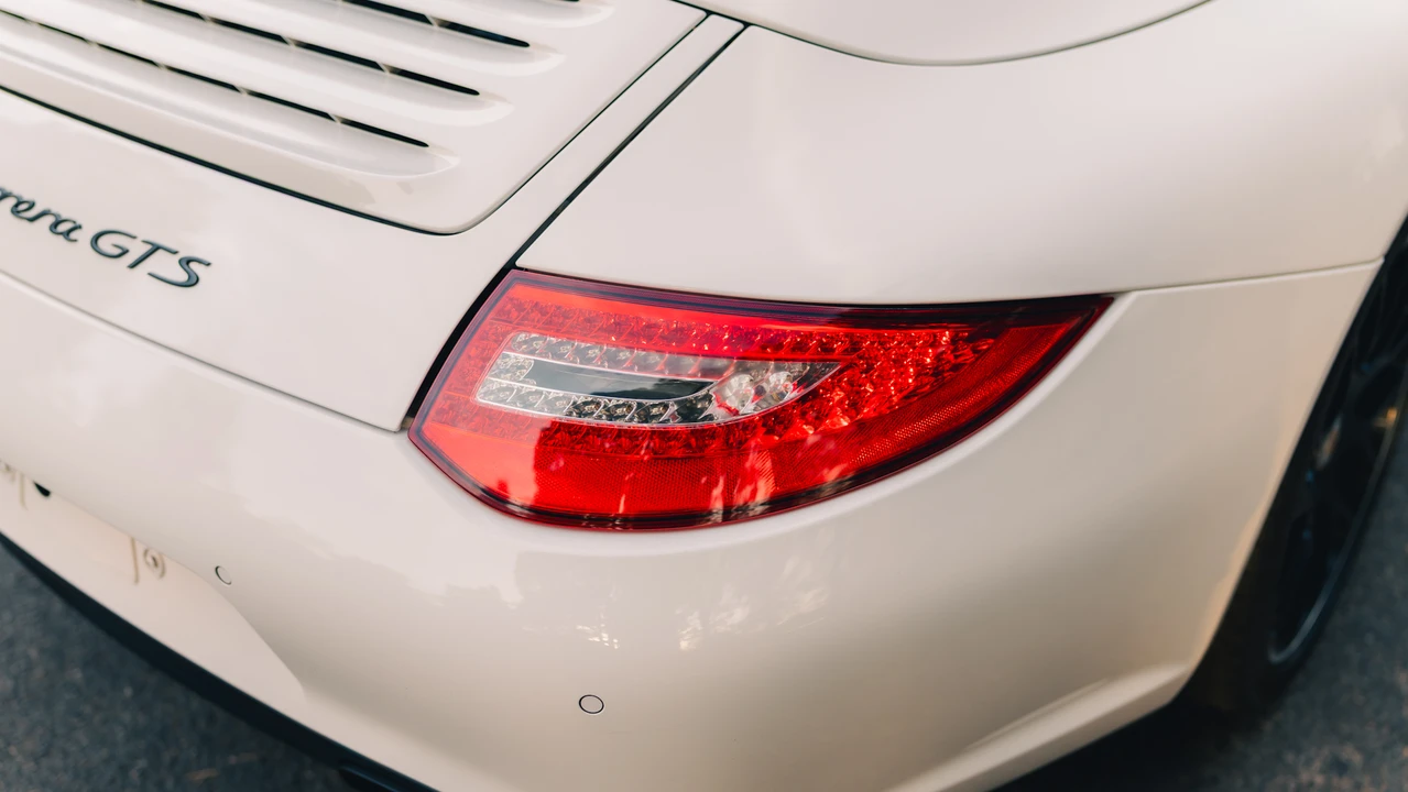 2011 Porsche 997 Carrera GTS - Image 25 of 31