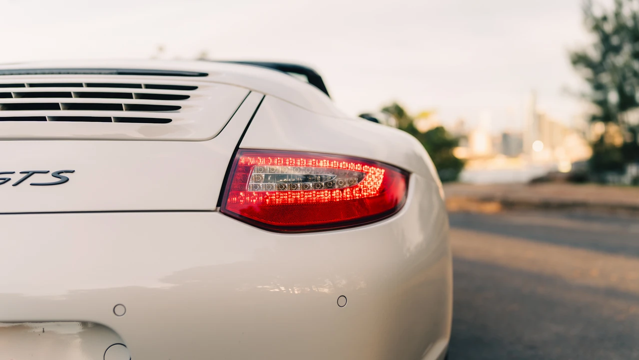 2011 Porsche 997 Carrera GTS - Image 26 of 31