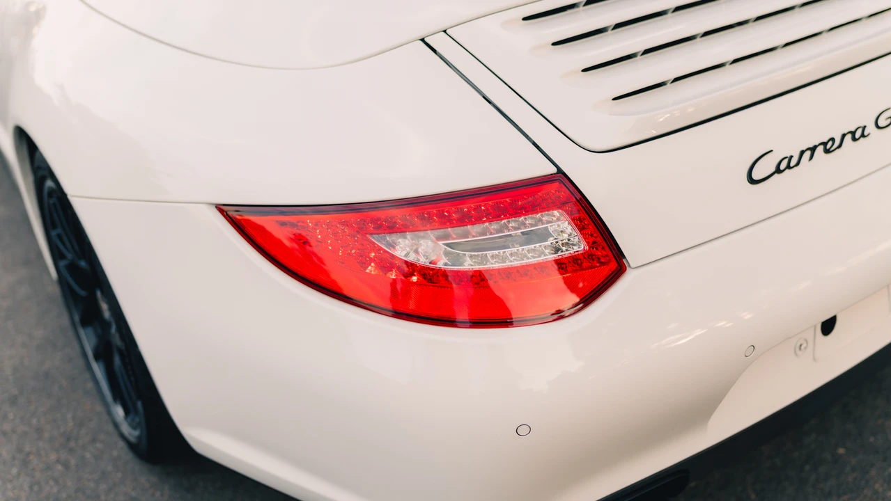 2011 Porsche 997 Carrera GTS - Image 28 of 31