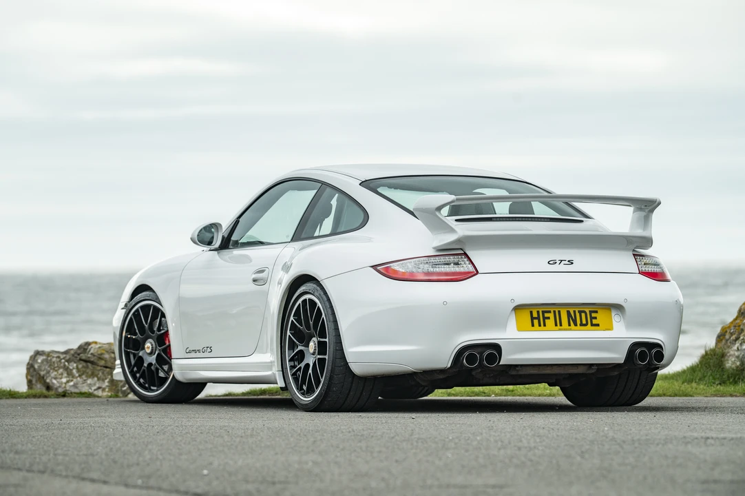 2011 Porsche 997 Carrera GTS - Image 14 of 31