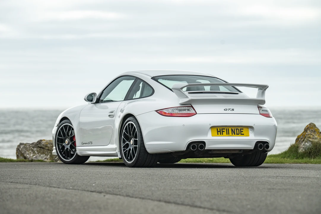 2011 Porsche 997 Carrera GTS - Image 15 of 31