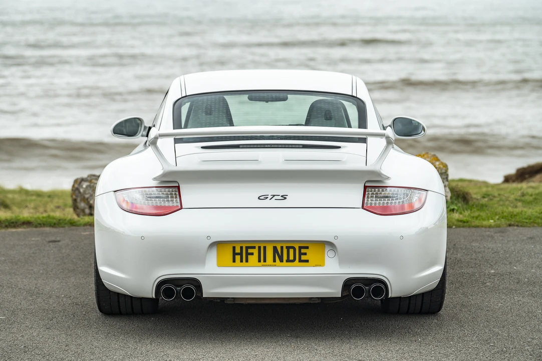 2011 Porsche 997 Carrera GTS - Image 17 of 31