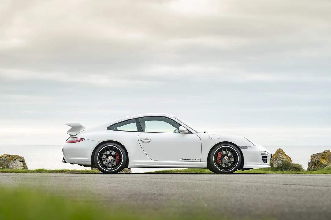 2011 Porsche 997 Carrera GTS - Image 28 of 31