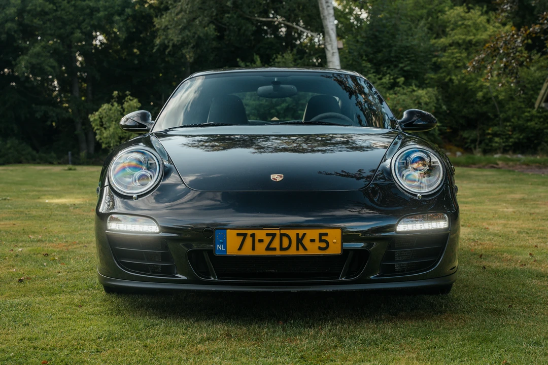 2011 Porsche 997 Carrera GTS - Image 2 of 31