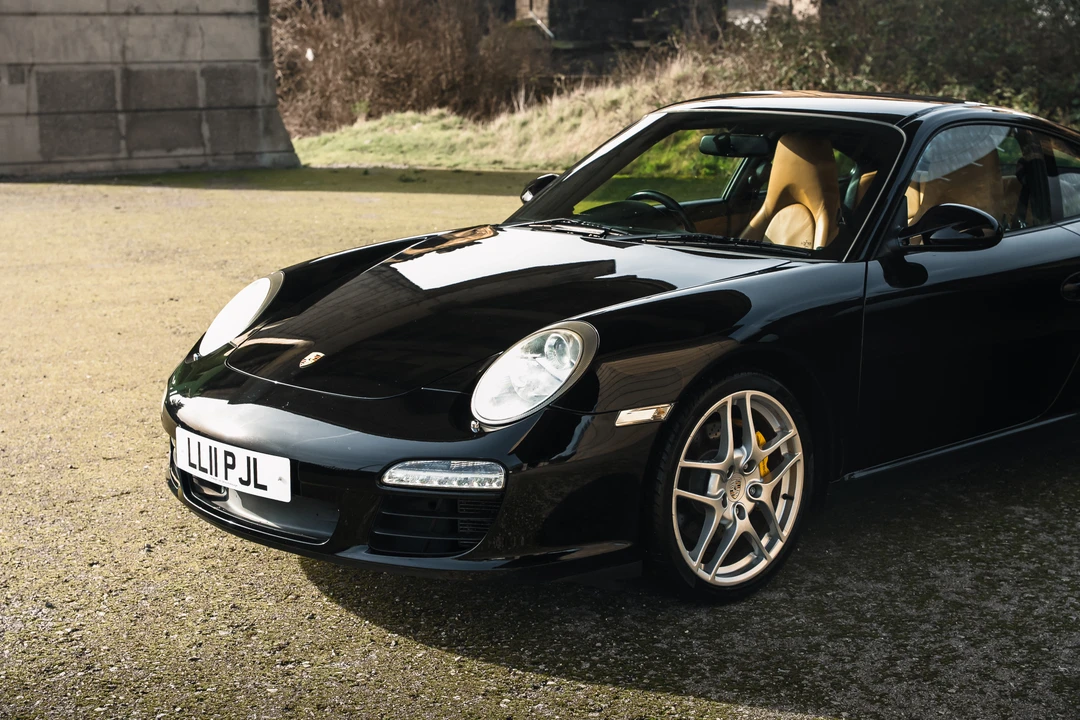 2011 Porsche 997 Carrera - Image 28 of 31