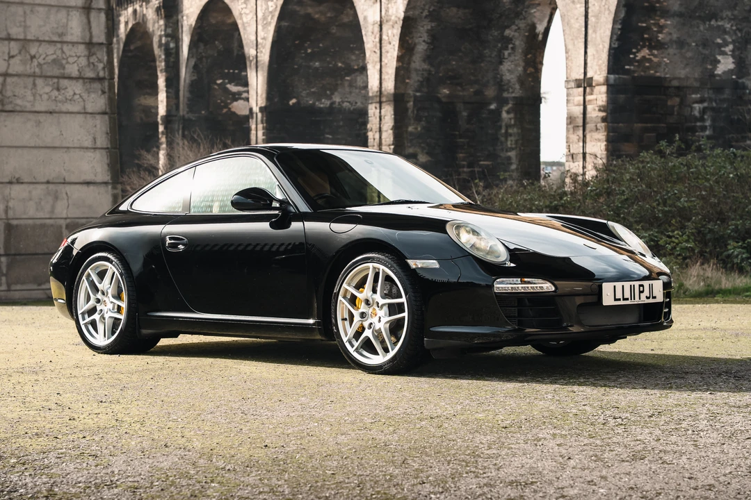 2011 Porsche 997 Carrera - Image 9 of 31