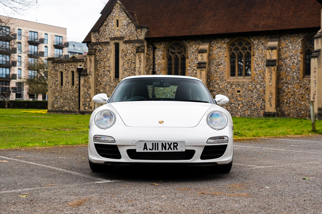2011 Porsche 997 Carrera - Image 11 of 31